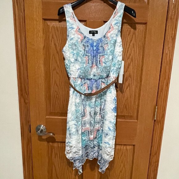 LOVE REIGN Women's XL White Pastel Lace Lined Handkerchief Sleeveless Dress NWT - Picture 1 of 6